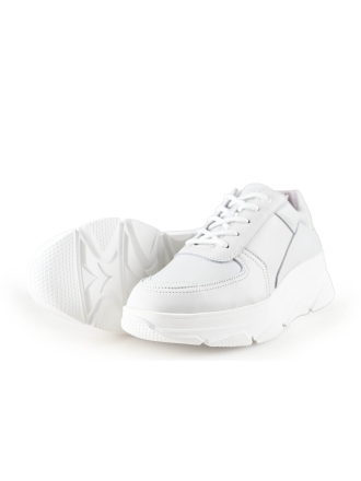 Bridge Footwear Sneaker