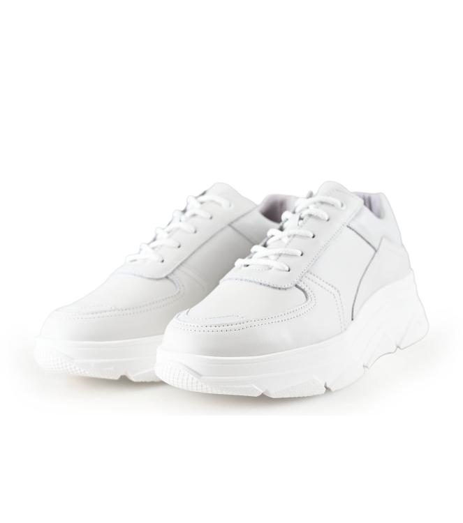 Bridge Footwear Sneaker