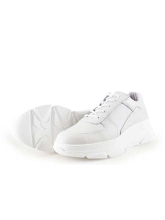 Bridge Footwear Sneaker