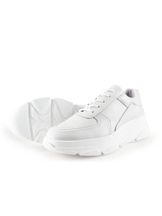 Bridge Footwear Sneaker