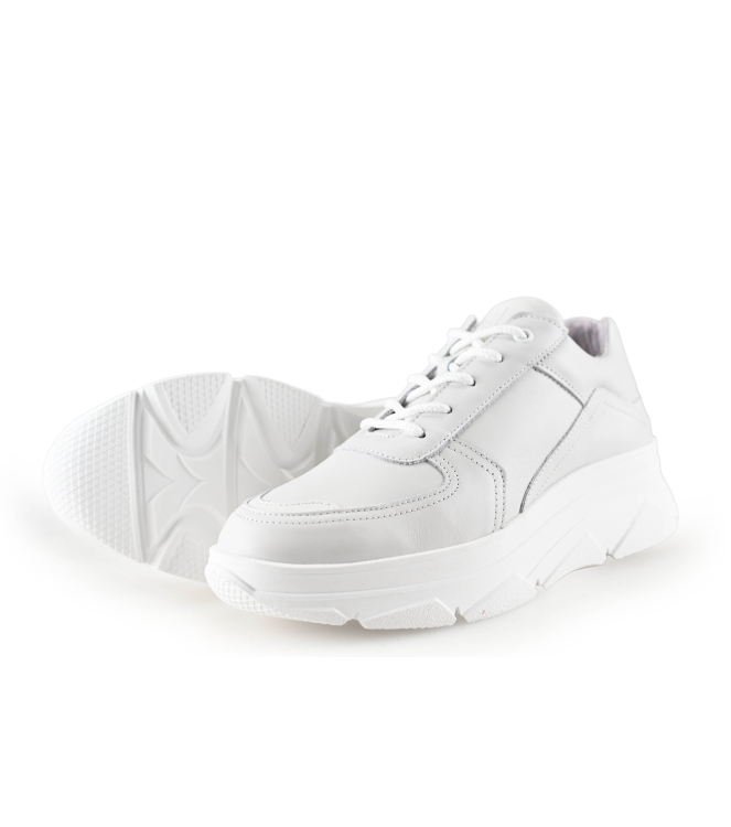 Bridge Footwear Sneaker