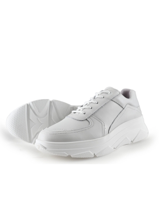 Bridge Footwear Sneaker