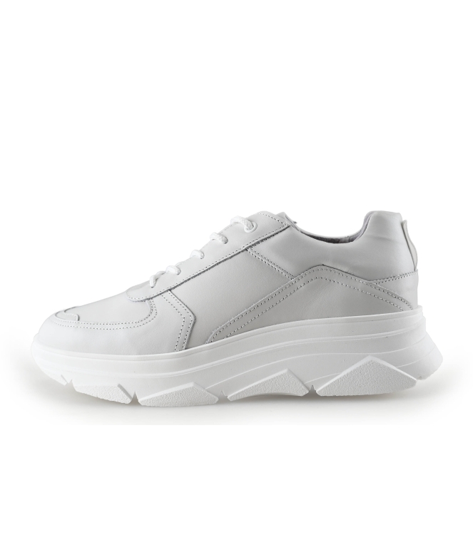 Bridge Footwear Sneaker