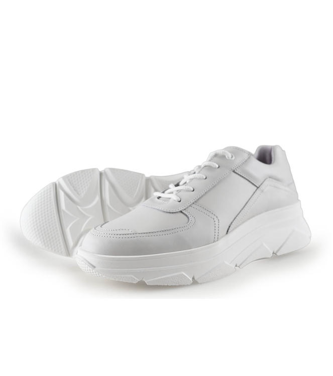 Bridge Footwear Sneaker