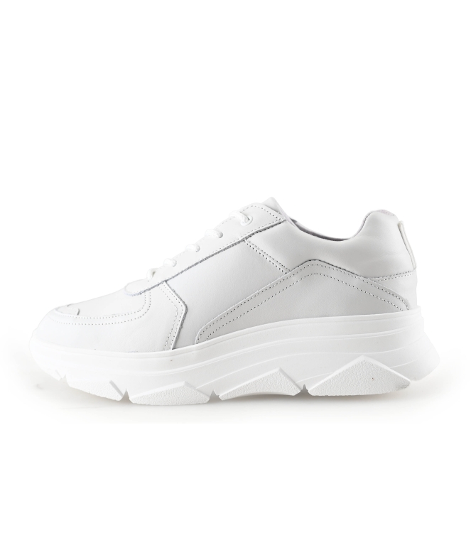 Bridge Footwear Sneaker