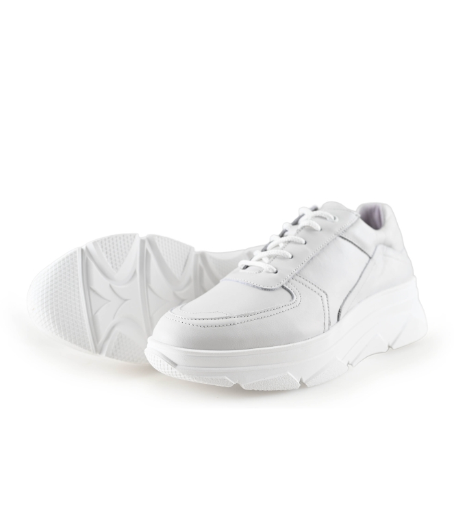 Bridge Footwear Sneaker