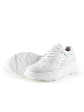 Bridge Footwear Sneaker