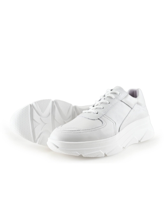 Bridge Footwear Sneaker