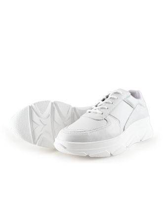 Bridge Footwear Sneaker