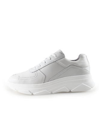 Bridge Footwear Sneaker