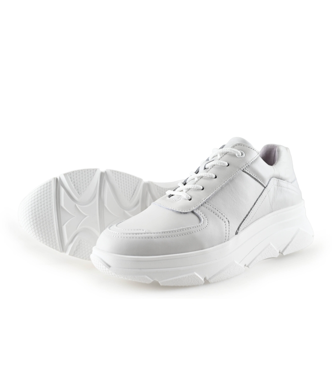 Bridge Footwear Sneaker