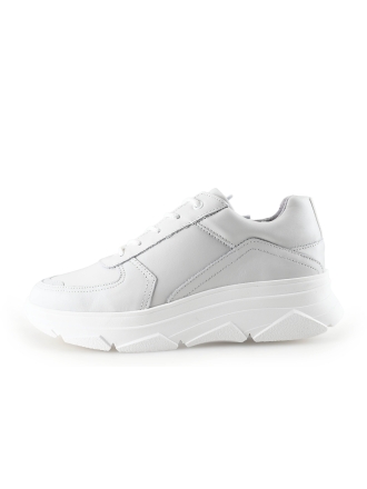 Bridge Footwear Sneaker