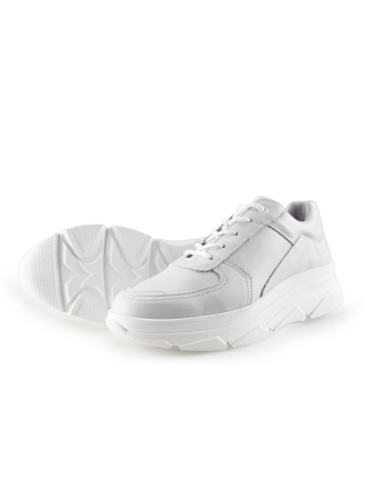 Bridge Footwear Sneaker