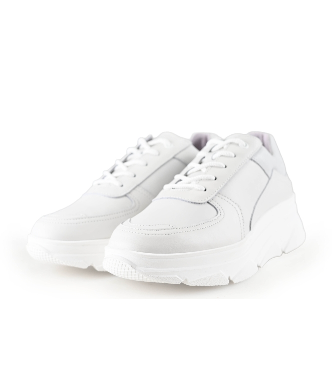 Bridge Footwear Sneaker