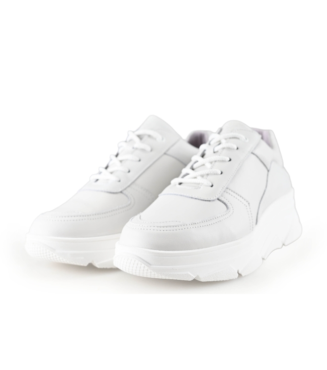 Bridge Footwear Sneaker