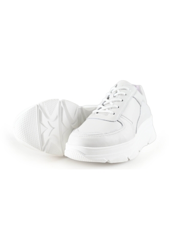 Bridge Footwear Sneaker