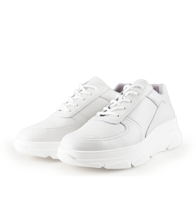 Bridge Footwear Sneaker