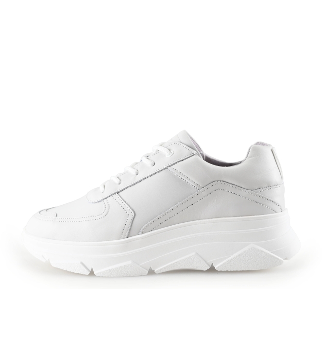 Bridge Footwear Sneaker
