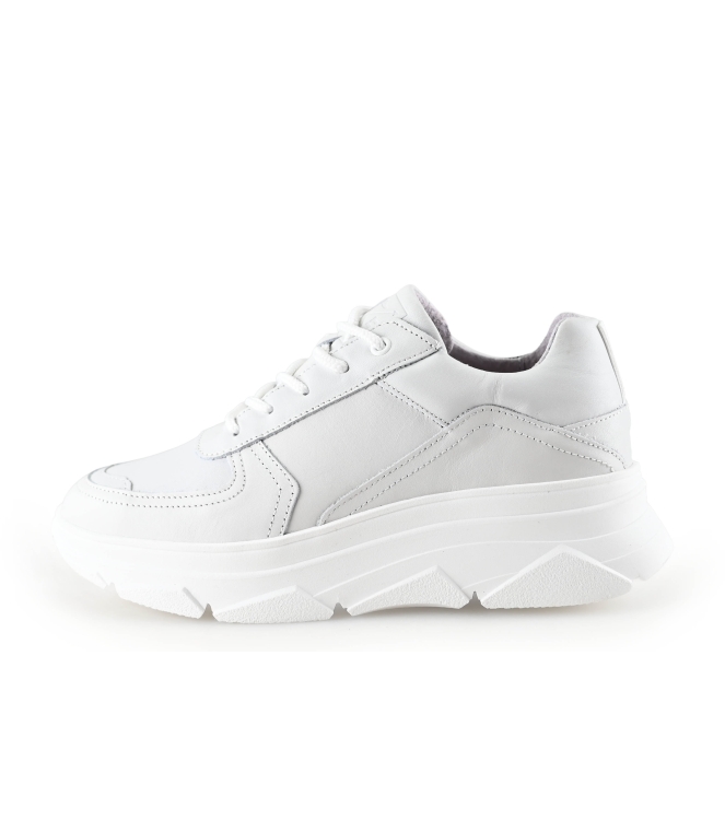 Bridge Footwear Sneaker