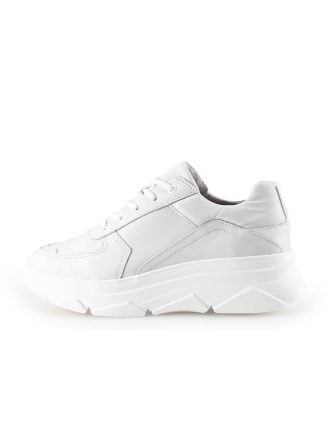 Bridge Footwear Sneaker