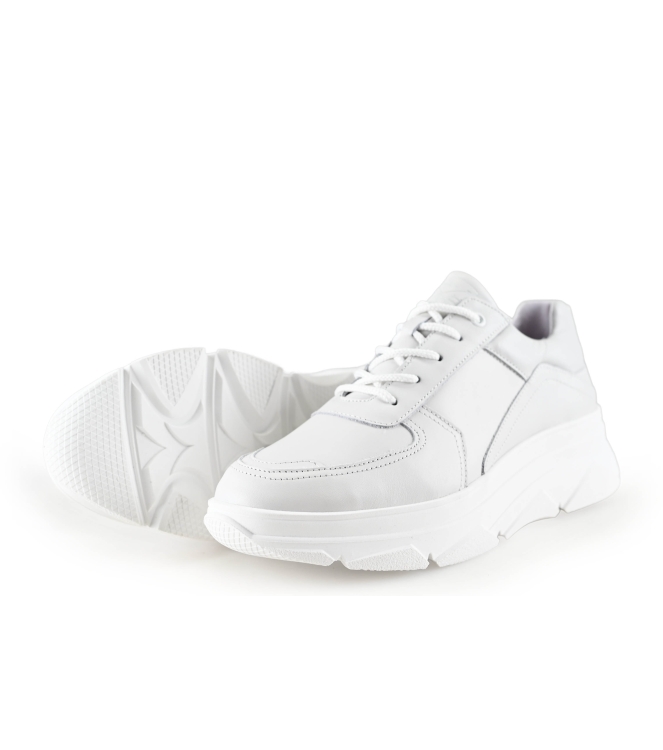 Bridge Footwear Sneaker
