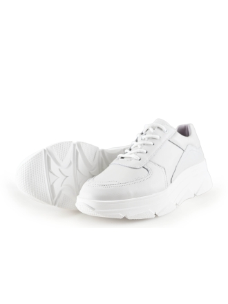 Bridge Footwear Sneaker