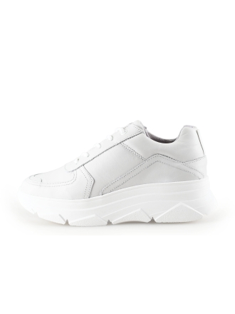 Bridge Footwear Sneaker