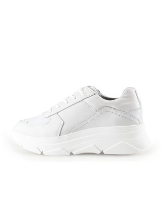 Bridge Footwear Sneaker