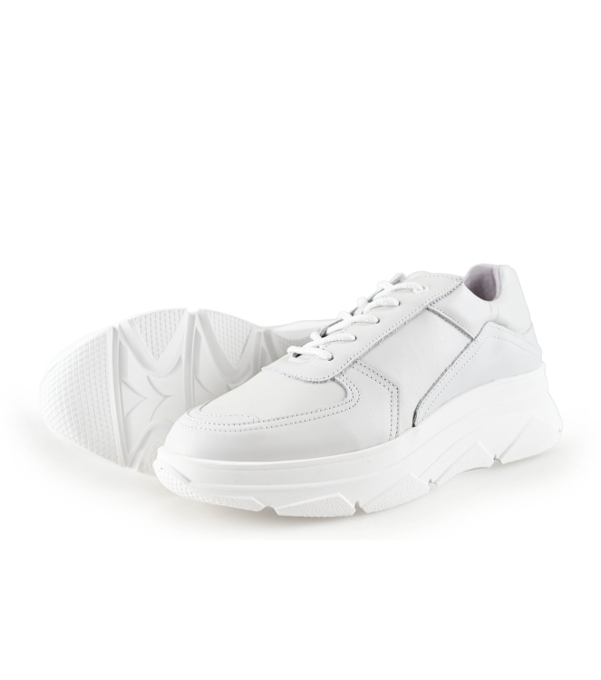 Bridge Footwear Sneaker