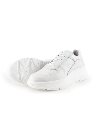 Bridge Footwear Sneaker