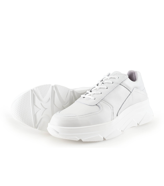 Bridge Footwear Sneaker