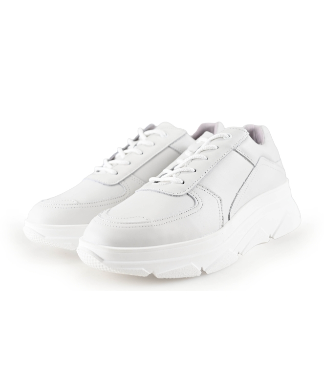 Bridge Footwear Sneaker