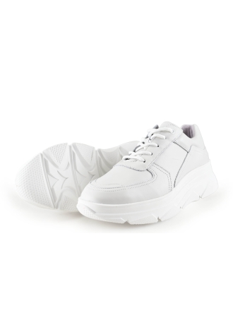 Bridge Footwear Sneaker