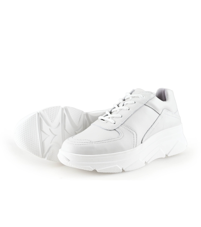 Bridge Footwear Sneaker