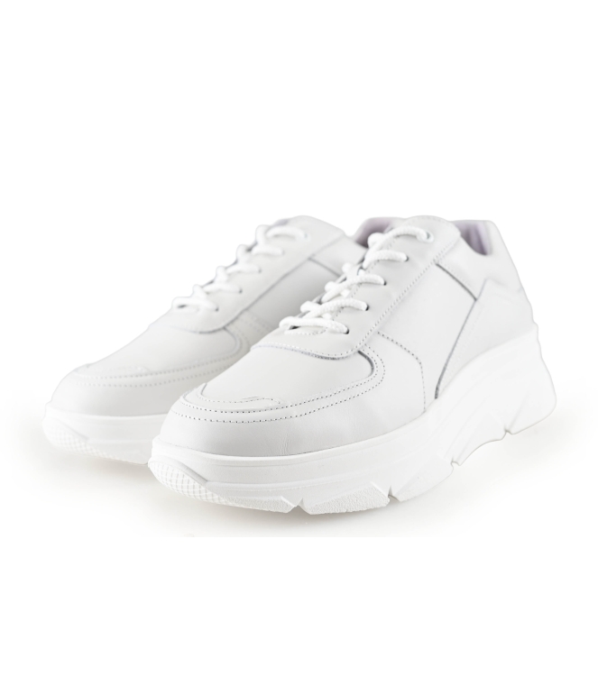 Bridge Footwear Sneaker