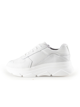 Bridge Footwear Sneaker