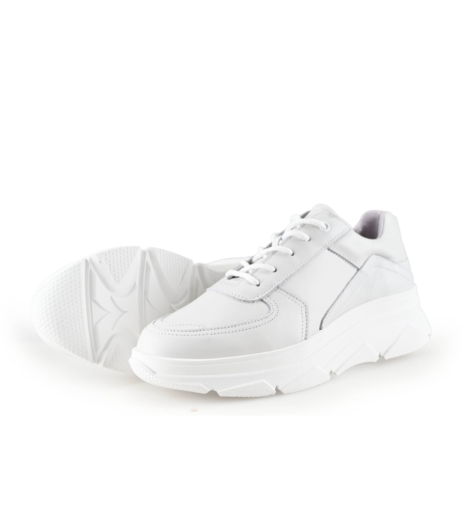 Bridge Footwear Sneaker