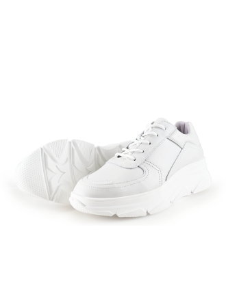 Bridge Footwear Sneaker