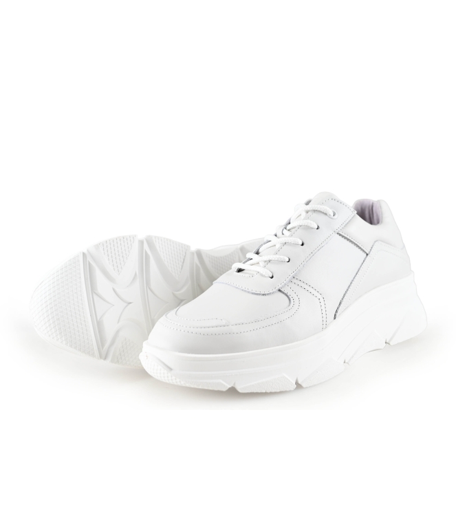 Bridge Footwear Sneaker