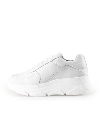Bridge Footwear Sneaker