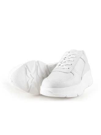 Bridge Footwear Sneaker