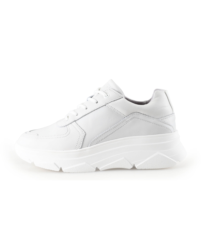 Bridge Footwear Sneaker