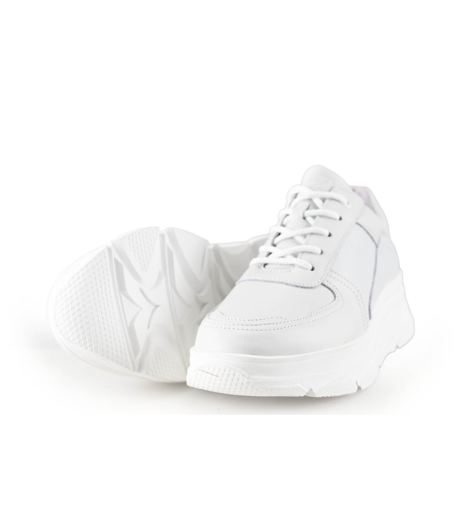 Bridge Footwear Sneaker
