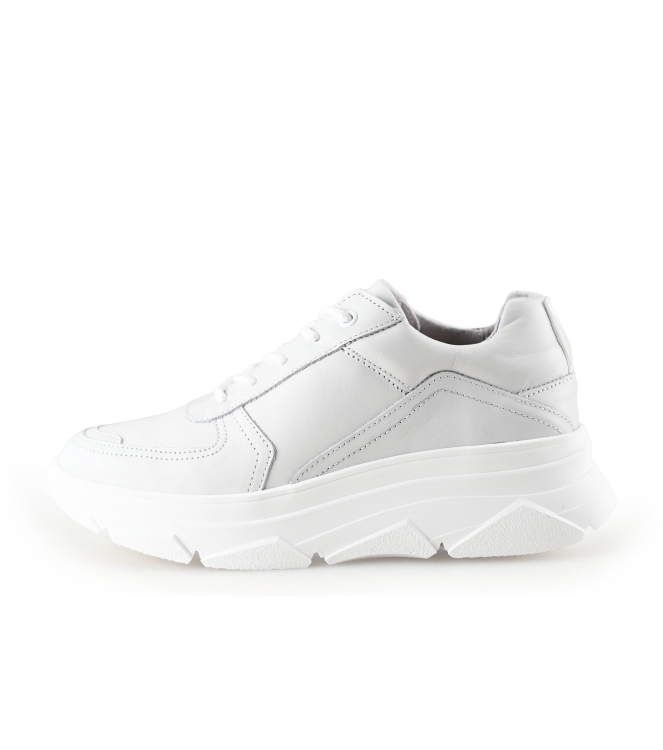 Bridge Footwear Sneaker