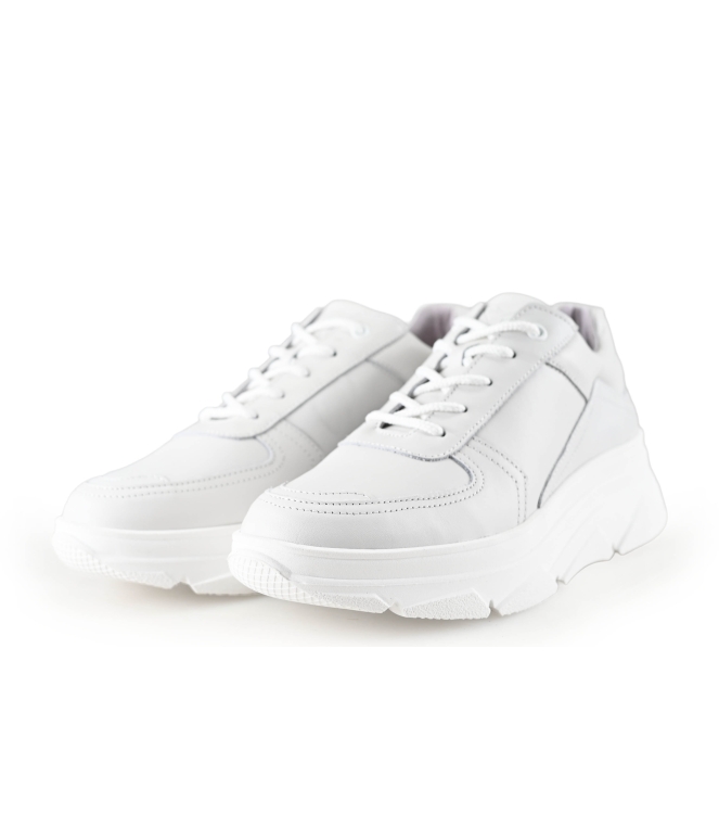 Bridge Footwear Sneaker
