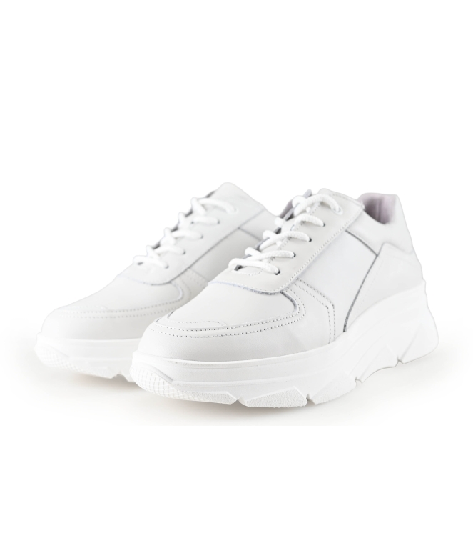 Bridge Footwear Sneaker