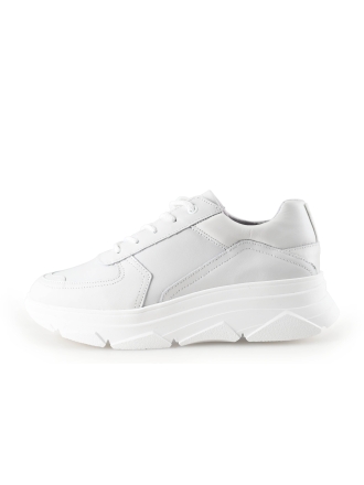 Bridge Footwear Sneaker