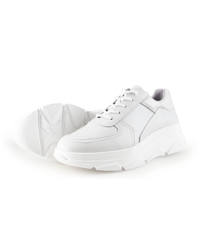 Bridge Footwear Sneaker