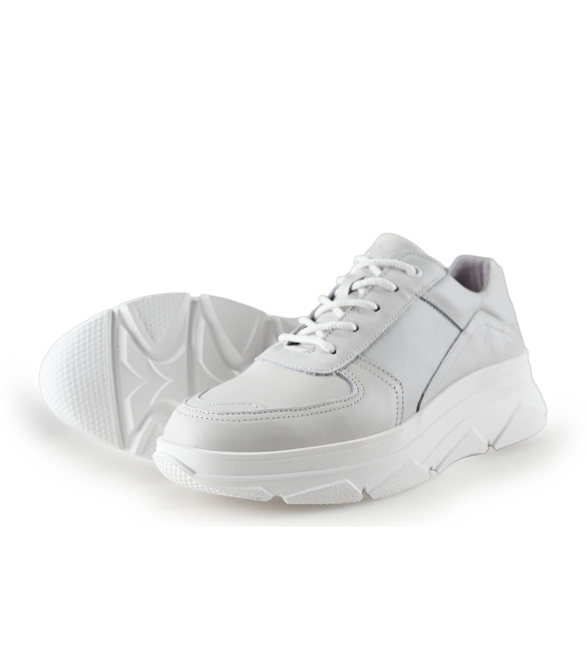 Bridge Footwear Sneaker