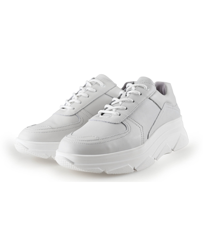 Bridge Footwear Sneaker